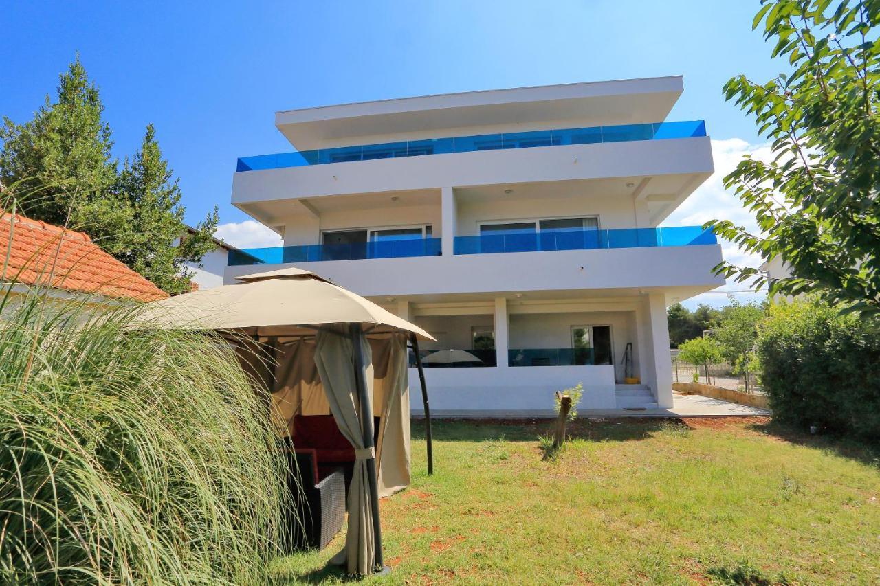 Villa Maris 비빈제 외부 사진